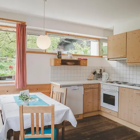 Demeterhof Knolln סול